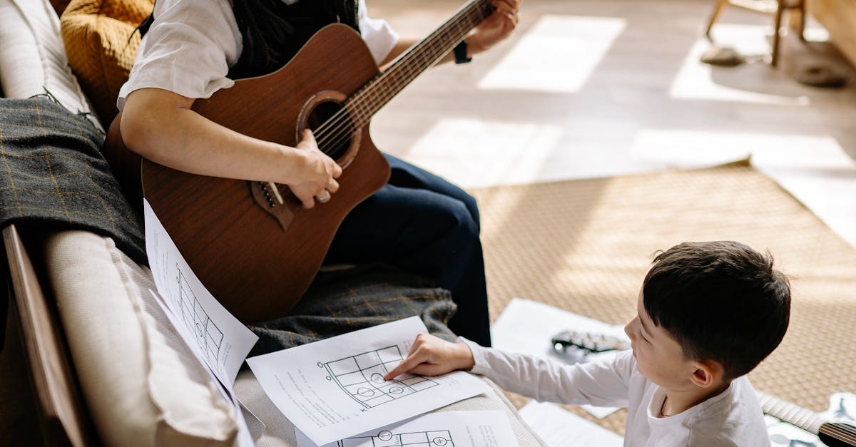 Balancing Online Studies with Personal Responsibilities